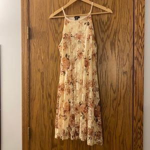 NWOT Rue21 Flower Print Lace Dress in Size M
